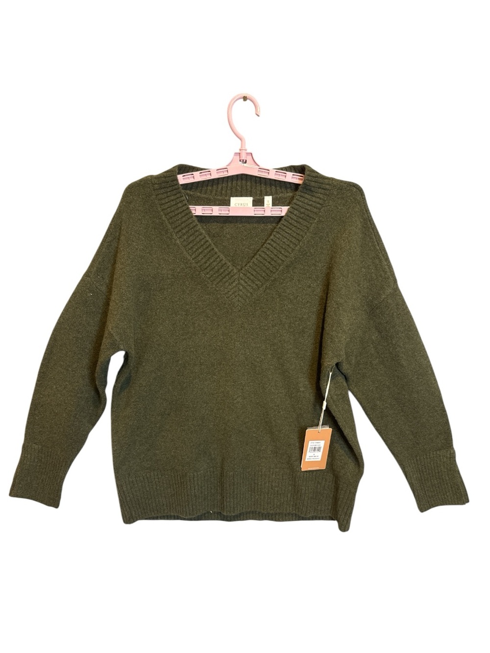 Cyrus Women’s Oversized V-Neck Sweater Olive Green Knit Fall Cozy Preppy Size S